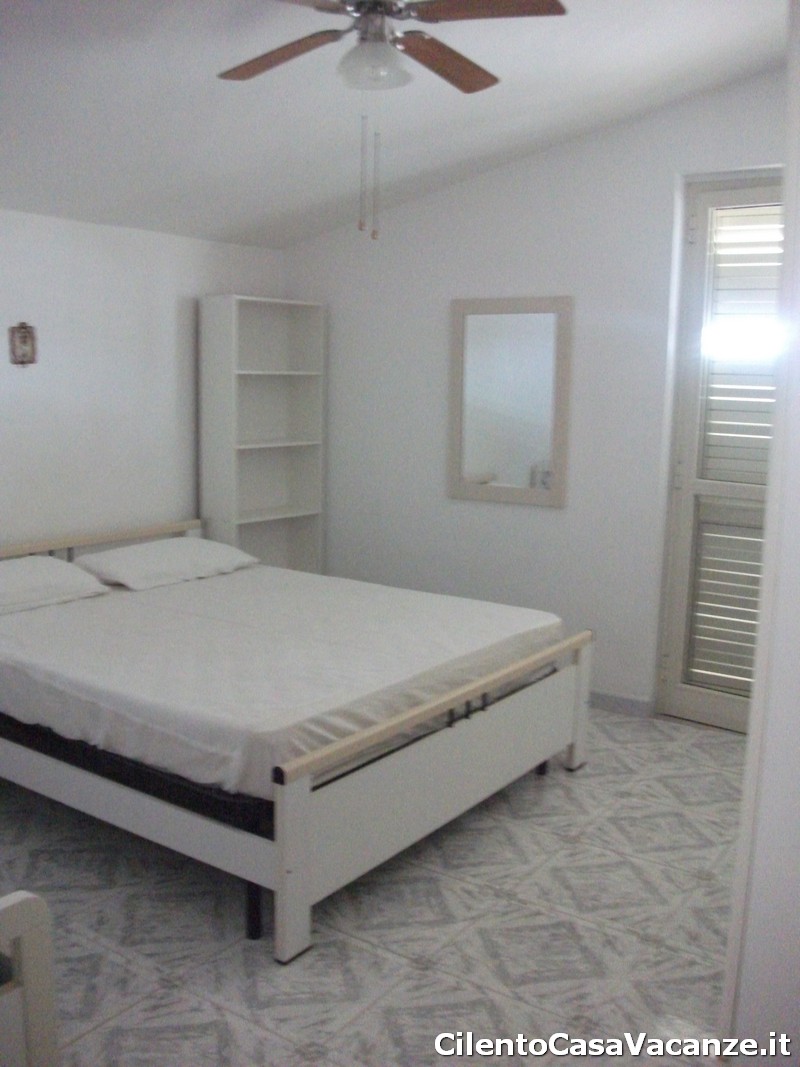 foto 5 di CASA VACANZE PATRIZIA INFANTINI Casa Vacanze in Marina di Camerota